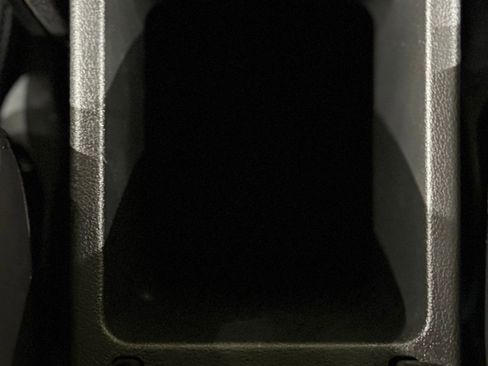 Used 2017 Volkswagen Tiguan Sport image 89