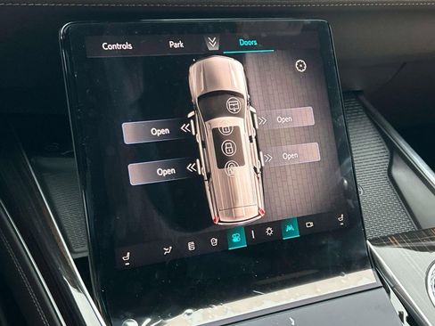 New 2026 Cadillac Escalade Luxury w/ Touring Package image 32