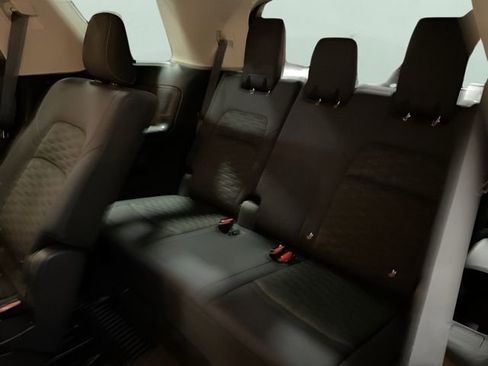 Certified 2025 Nissan Pathfinder SV AWD/4WD image 25