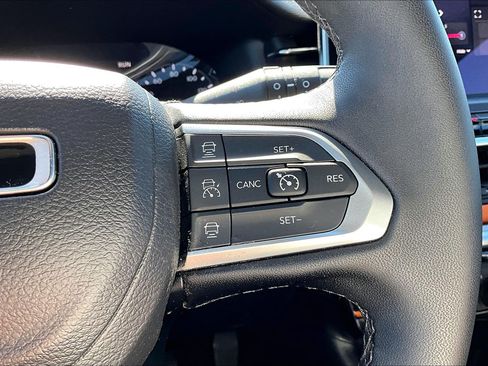 Used 2024 Jeep Compass Limited AWD/4WD image 23