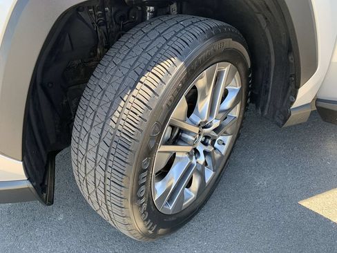 Used 2019 Toyota RAV4 XLE Premium FWD image 12