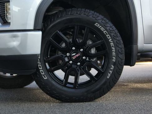 Used 2021 GMC Sierra 1500 Elevation w/ Driver Alert Package I image 3