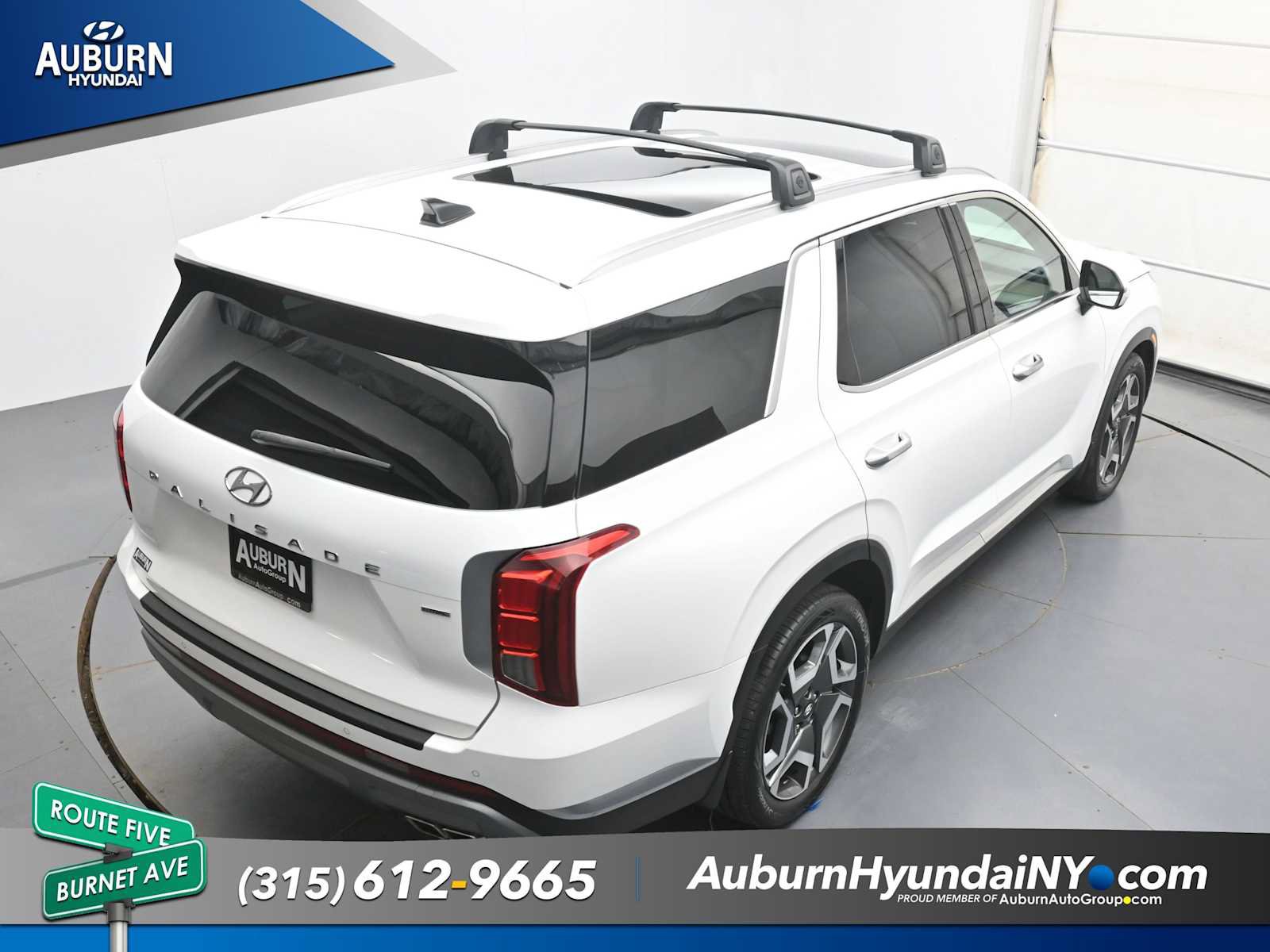 Certified 2024 Hyundai Palisade Limited AWD/4WD image 30
