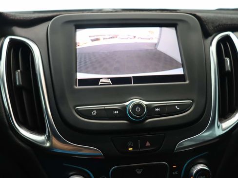 Used 2022 Chevrolet Equinox LT FWD image 12