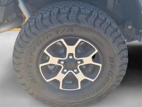 Used 2022 Jeep Wrangler Rubicon AWD/4WD image 29