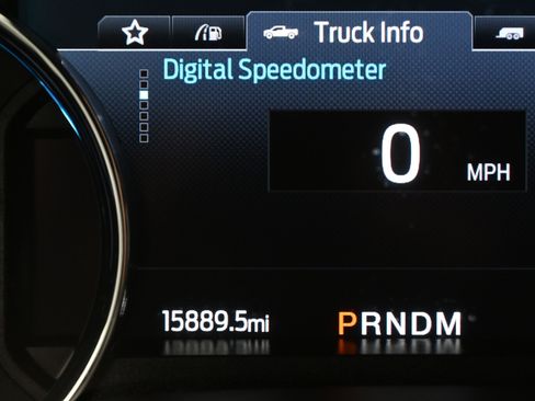 Used 2022 Ford F350 Platinum image 16