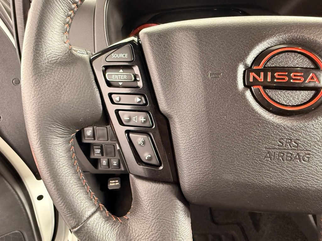 Used 2026 Nissan Frontier PRO-4X AWD/4WD image 21