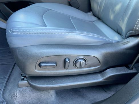 Certified 2020 Buick Enclave Essence image 13