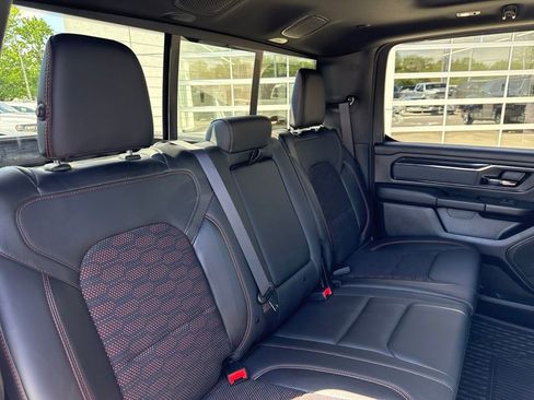 Used 2021 RAM 1500 Big Horn w/ Built-to-serve Edition AWD/4WD image 38