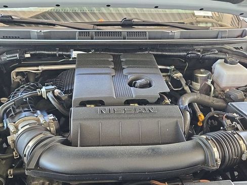 Used 2025 Nissan Frontier PRO-4X AWD/4WD image 30
