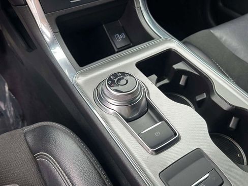 Certified 2023 Ford Edge ST image 31