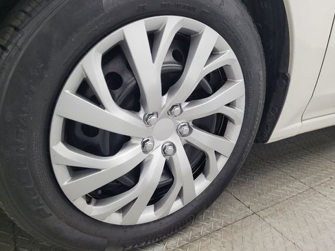 Used 2023 Subaru Impreza 2.0i image 31