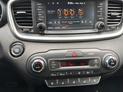Used 2019 Kia Sorento SX w/ SX Touring Package AWD/4WD image 17