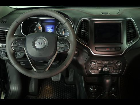 Used 2022 Jeep Cherokee Trailhawk w/ Sun, Sound & Nav Group image 15