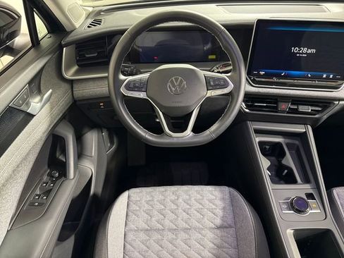 Used 2025 Volkswagen Tiguan S AWD/4WD image 51