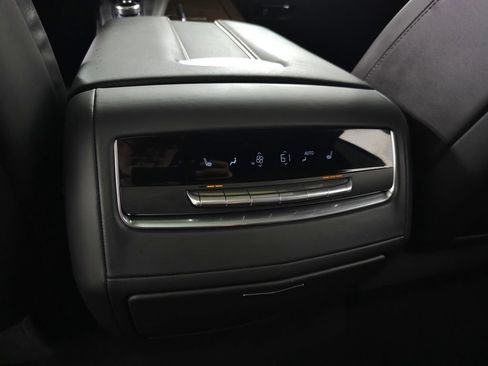Certified 2024 Cadillac Escalade Sport Platinum w/ LPO, ONYX Package AWD/4WD image 41