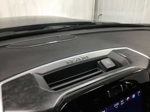 Used 2023 RAM 2500 Big Horn w/ Level B Equipment Group AWD/4WD image 19