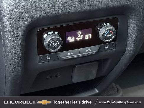 Used 2025 Chevrolet Traverse High Country AWD/4WD image 33