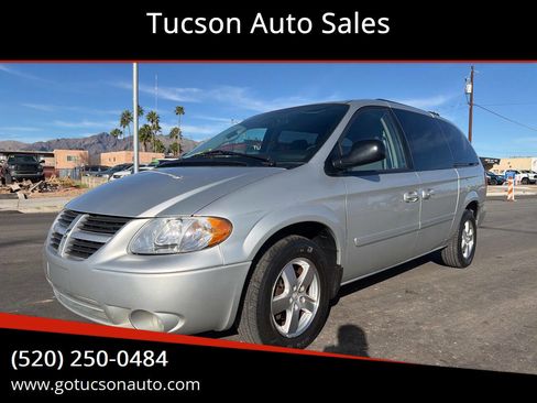 Used 2007 Dodge Grand Caravan SXT image 1
