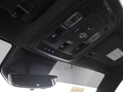 Used 2021 Cadillac Escalade Sport Platinum AWD/4WD image 13