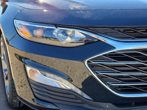 Used 2024 Chevrolet Malibu LT image 3