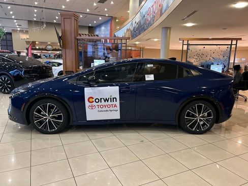 New 2026 Toyota Prius Limited FWD image 5