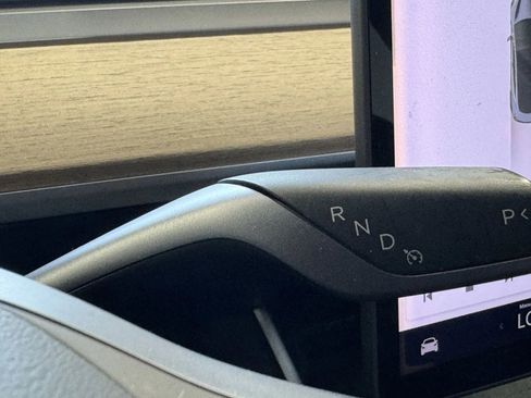 Used 2018 Tesla Model 3 Long Range image 21