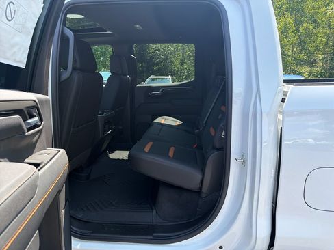 New 2026 GMC Sierra 1500 AT4 w/ AT4 Premium Package AWD/4WD image 22