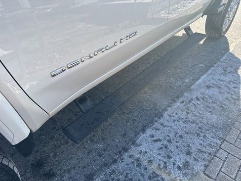 Used 2024 GMC Sierra 2500 Denali w/ Denali Reserve Package image 7