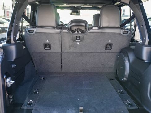 New 2025 Jeep Wrangler Unlimited Rubicon 392 image 11