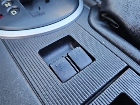 Used 2008 MAZDA MX-5 Miata Touring image 11