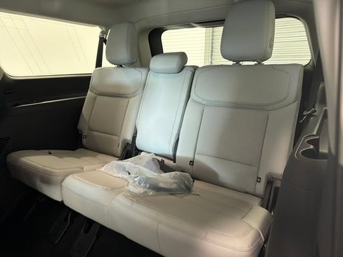 New 2027 Ford Expedition Max Platinum w/ Driver's Package RWD image 13