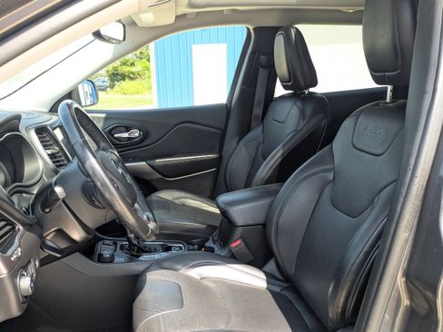 Used 2021 Jeep Cherokee Limited AWD/4WD image 10
