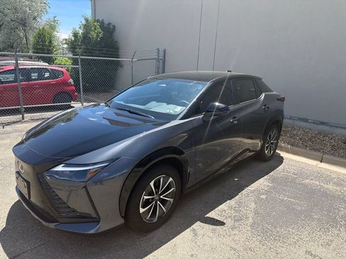 Used 2025 Lexus RZ 450e w/ Cold Area Package AWD/4WD image 2