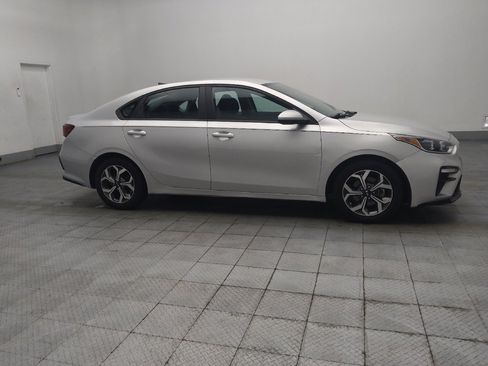 Used 2021 Kia Forte LXS FWD image 11