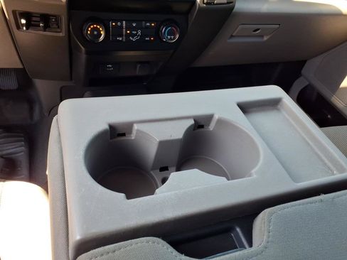 Used 2022 Ford F250 XL w/ Power Equipment Group AWD/4WD image 25