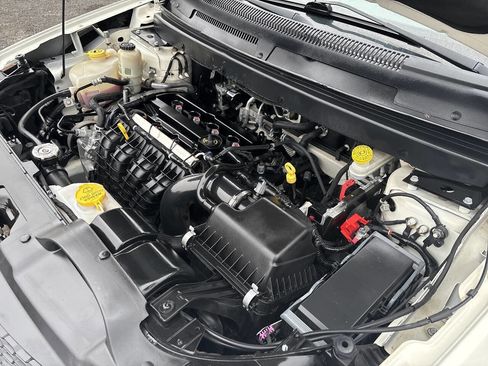 Used 2019 Dodge Journey SE w/ Connectivity Group image 31