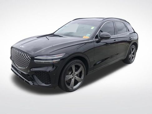Used 2025 Genesis GV70 3.5T Sport w/ Sport Prestige Package AWD/4WD image 4