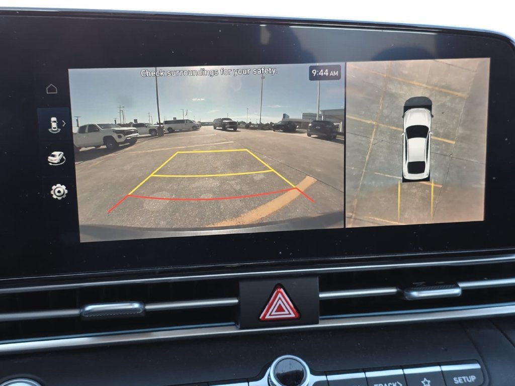Used 2024 Hyundai Elantra Limited FWD image 23