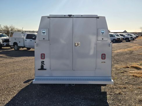 New 2025 Chevrolet Express 3500 w/ Power Convenience Package image 4