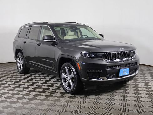 Used 2021 Jeep Grand Cherokee L Limited AWD/4WD image 2