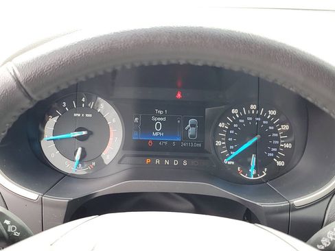 Used 2017 Ford Edge SEL image 21