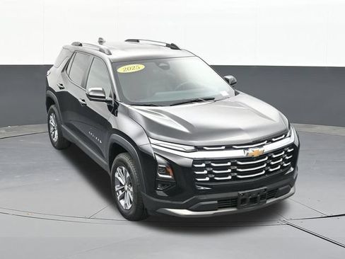 Used 2025 Chevrolet Equinox LT w/ Convenience Package II FWD image 65