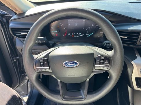 Used 2022 Ford Explorer 4WD w/ Class IV Trailer Tow Package image 23