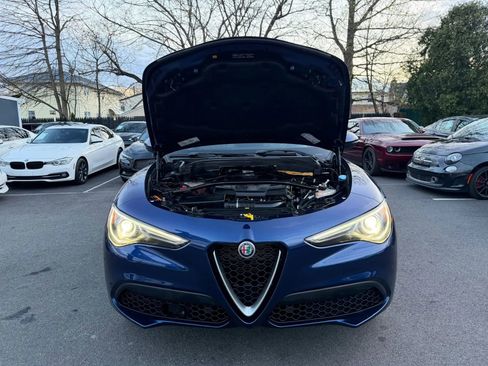 Used 2019 Alfa Romeo Stelvio Ti Lusso w/ Quick Order Package 22X Lusso AWD/4WD image 41