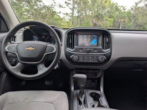 Used 2018 Chevrolet Colorado W/T w/ WT Convenience Package image 11