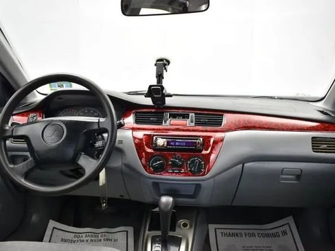 Used 2005 Mitsubishi Lancer ES FWD image 18
