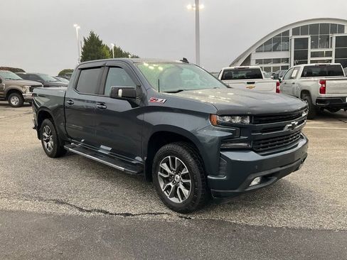 Used 2019 Chevrolet Silverado 1500 RST image 3