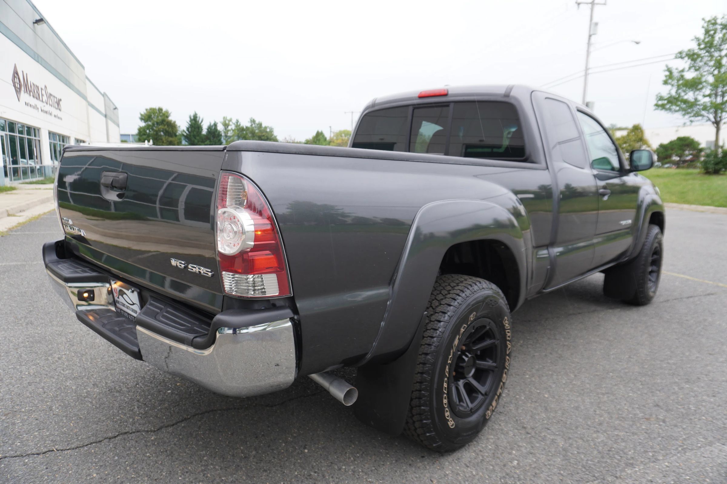 Used 2010 Toyota Tacoma 4x4 Access Cab V6 image 7