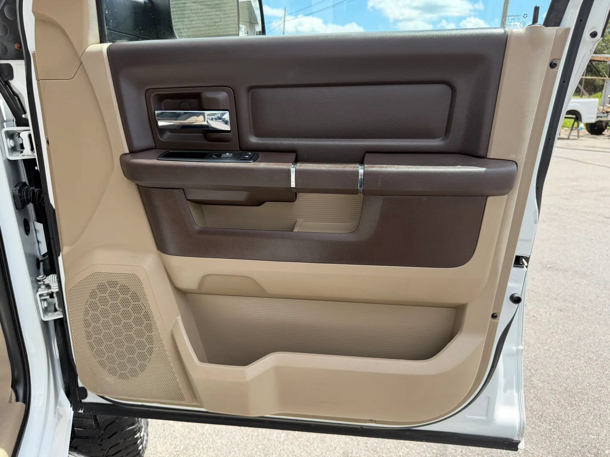 Used 2012 RAM 2500 SLT w/ Luxury Group AWD/4WD image 29